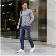 H019 men's jeans full-body lifestyle look 3