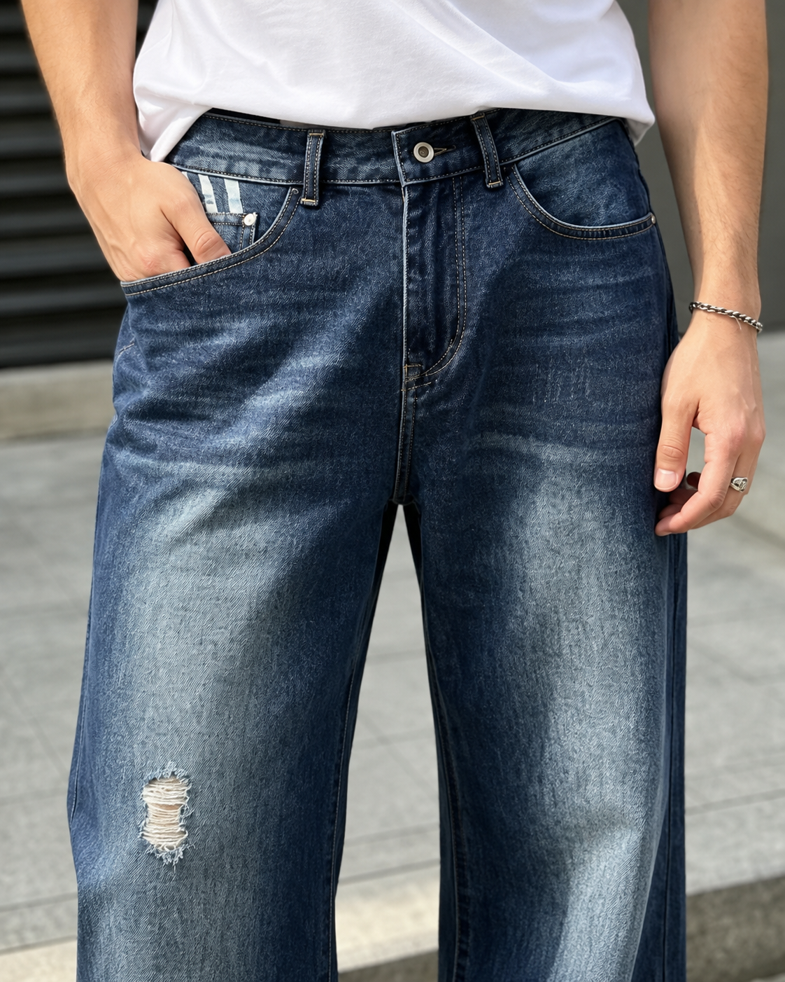 H235 men's jeans product image 7