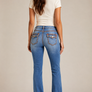 T261 women's jeans full-body outfit 2