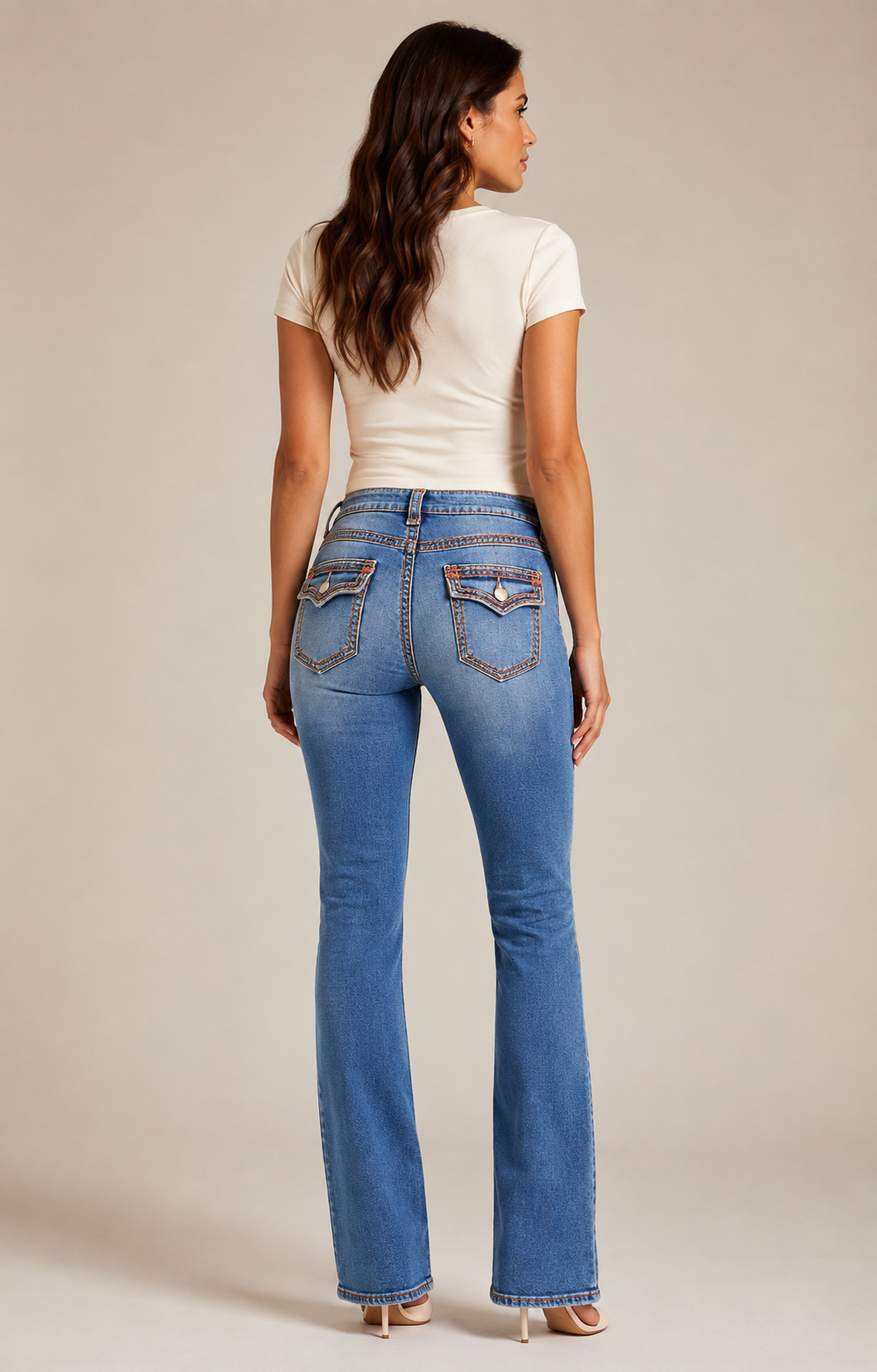 T261 women's jeans full-body outfit 2