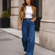 T320 women's jeans full-body outfit 3
