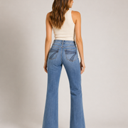 T356 women's jeans full-body outfit 2