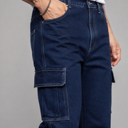 H411 dark denim cargo pocket detail
