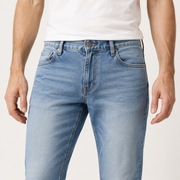 H421 light blue jeans mid rise front detail